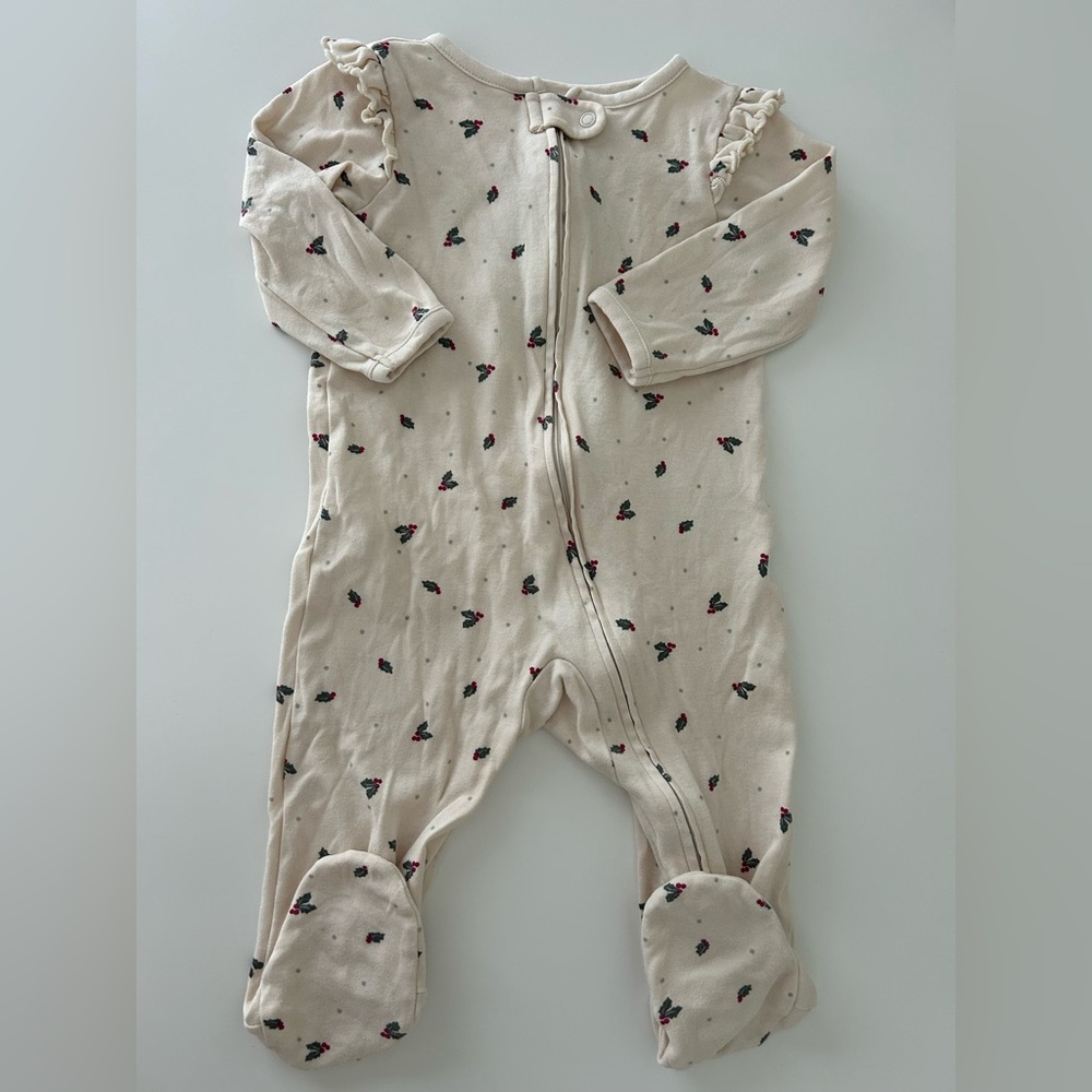 Carter’s Holiday Footies